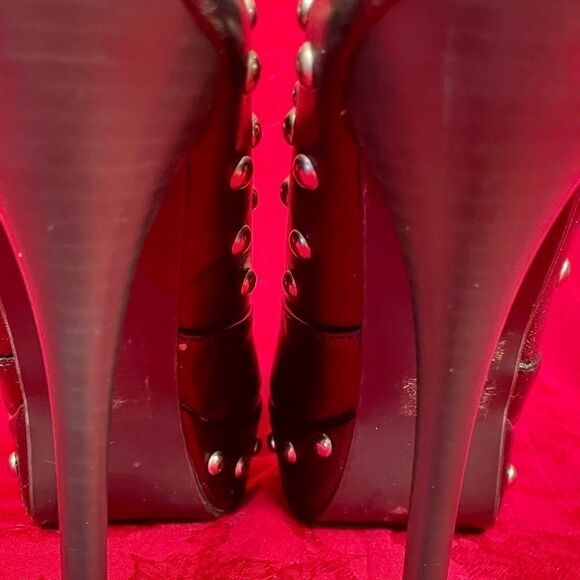 BLACK LEATHER w GOLD STUDDED SPIKE PLATFORMS 8M - Picture 6 of 7